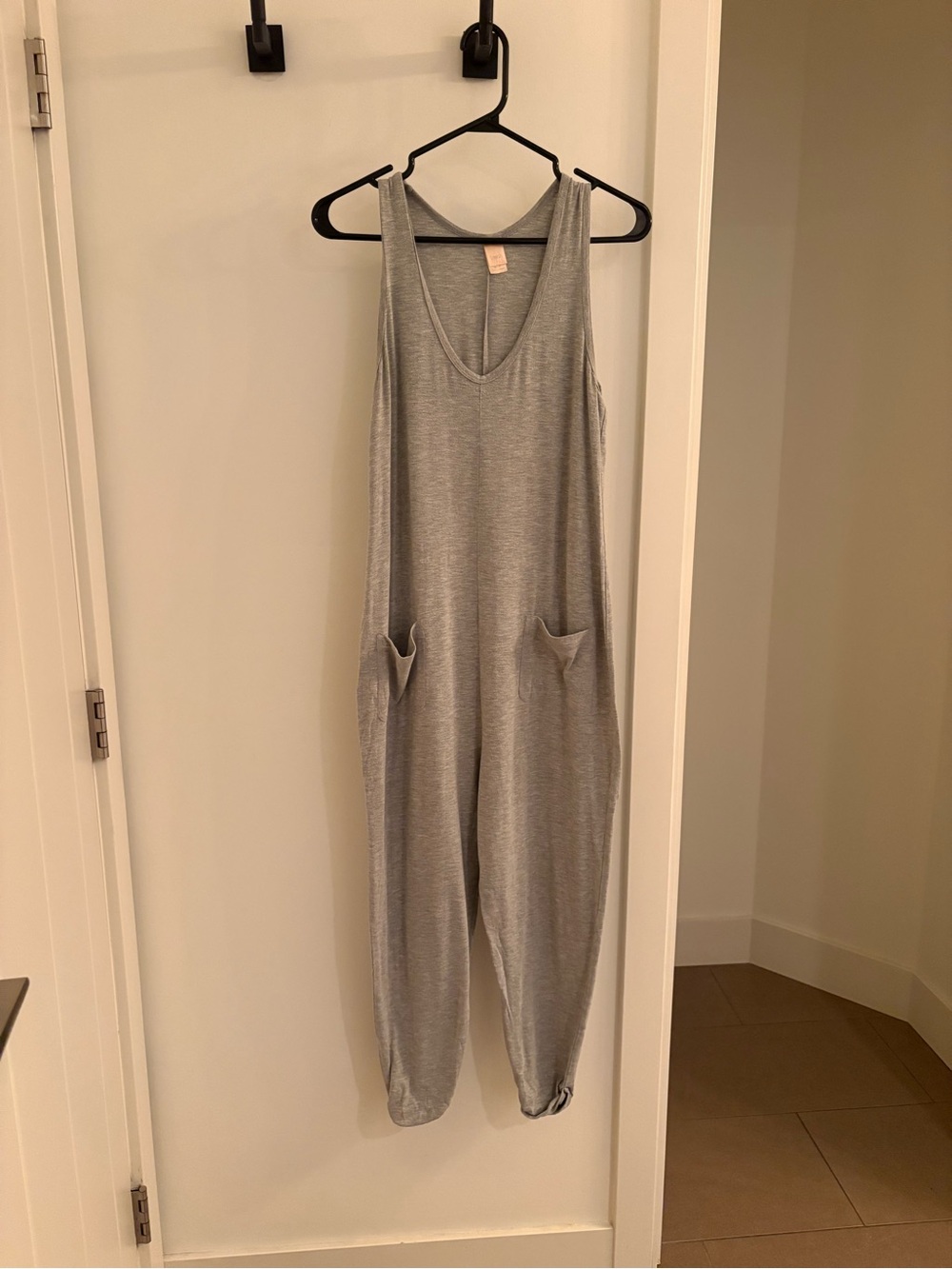 Smash + Tess Light Gray Sleeveless Scoop-Neck Jumpsuit